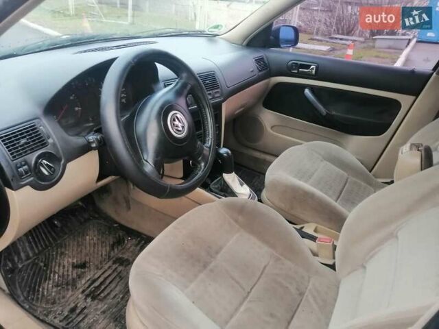 Синий Фольксваген Гольф, объемом двигателя 1.9 л и пробегом 350 тыс. км за 2199 $, фото 7 на Automoto.ua