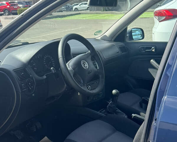 Синій Фольксваген Гольф, об'ємом двигуна 1.6 л та пробігом 249 тис. км за 5199 $, фото 16 на Automoto.ua