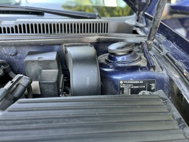 Синий Фольксваген Гольф, объемом двигателя 1.9 л и пробегом 268 тыс. км за 4600 $, фото 20 на Automoto.ua