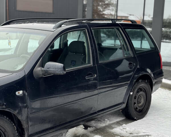 Синий Фольксваген Гольф, объемом двигателя 1.6 л и пробегом 206 тыс. км за 2499 $, фото 1 на Automoto.ua