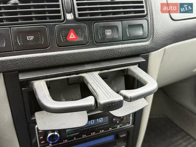 Синий Фольксваген Гольф, объемом двигателя 1.4 л и пробегом 236 тыс. км за 3900 $, фото 37 на Automoto.ua