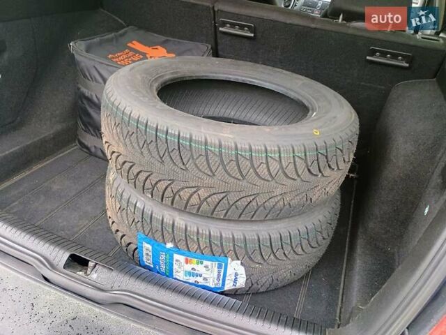 Синій Фольксваген Гольф, об'ємом двигуна 1.6 л та пробігом 365 тис. км за 3800 $, фото 17 на Automoto.ua