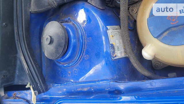 Синій Фольксваген Гольф, об'ємом двигуна 2 л та пробігом 203 тис. км за 5000 $, фото 52 на Automoto.ua