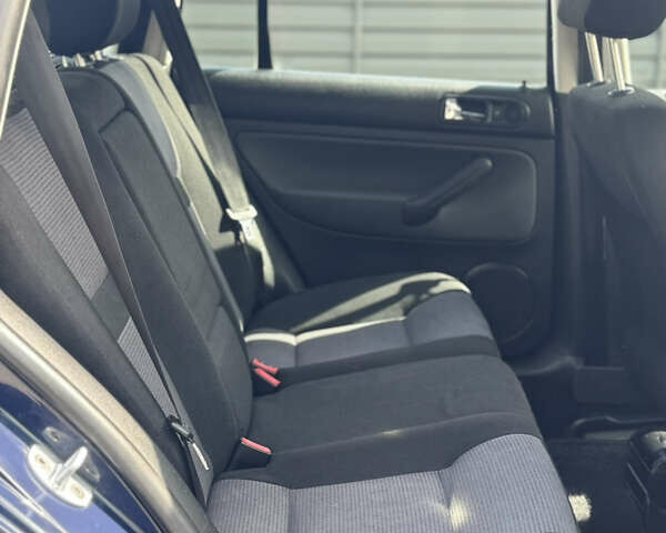 Синій Фольксваген Гольф, об'ємом двигуна 1.6 л та пробігом 249 тис. км за 5199 $, фото 28 на Automoto.ua