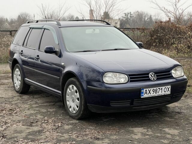 Синій Фольксваген Гольф, об'ємом двигуна 1.6 л та пробігом 200 тис. км за 3500 $, фото 1 на Automoto.ua