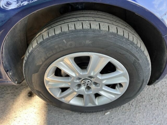 Синий Фольксваген Гольф, объемом двигателя 1.9 л и пробегом 268 тыс. км за 4600 $, фото 14 на Automoto.ua