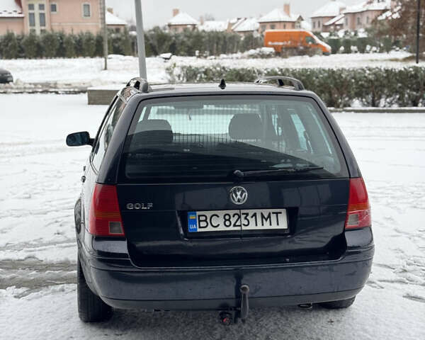 Синий Фольксваген Гольф, объемом двигателя 1.6 л и пробегом 206 тыс. км за 2499 $, фото 3 на Automoto.ua