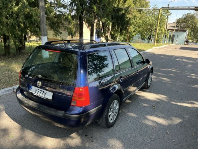 Синий Фольксваген Гольф, объемом двигателя 1.9 л и пробегом 268 тыс. км за 4600 $, фото 3 на Automoto.ua
