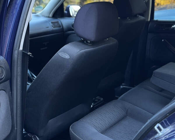 Синій Фольксваген Гольф, об'ємом двигуна 1.4 л та пробігом 404 тис. км за 3250 $, фото 50 на Automoto.ua