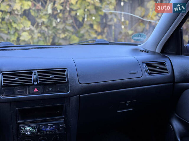 Синій Фольксваген Гольф, об'ємом двигуна 1.4 л та пробігом 404 тис. км за 3250 $, фото 67 на Automoto.ua