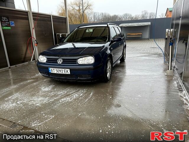 Синій Фольксваген Гольф, об'ємом двигуна 1.6 л та пробігом 250 тис. км за 3700 $, фото 1 на Automoto.ua