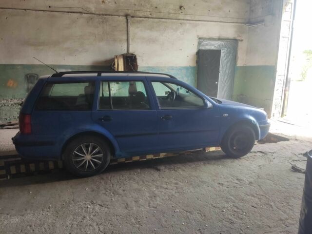 Синій Фольксваген Гольф, об'ємом двигуна 1.9 л та пробігом 334 тис. км за 2000 $, фото 3 на Automoto.ua
