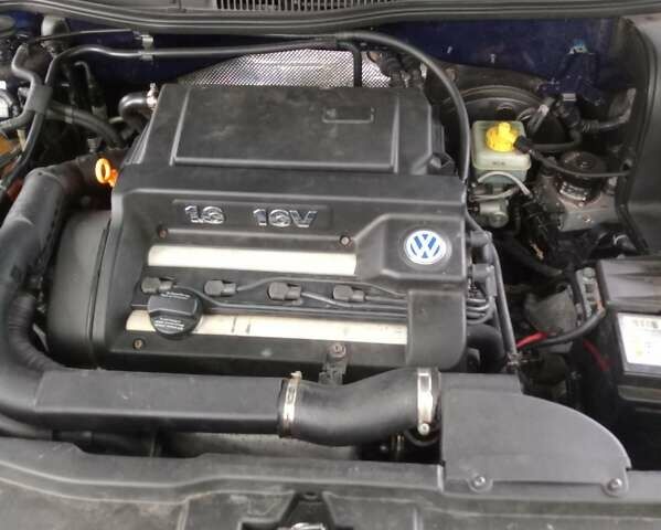 Синий Фольксваген Гольф, объемом двигателя 1.6 л и пробегом 302 тыс. км за 3399 $, фото 8 на Automoto.ua