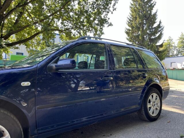 Синий Фольксваген Гольф, объемом двигателя 1.9 л и пробегом 268 тыс. км за 4600 $, фото 7 на Automoto.ua