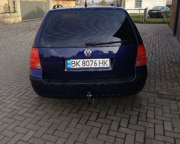 Синій Фольксваген Гольф, об'ємом двигуна 1.6 л та пробігом 300 тис. км за 3800 $, фото 3 на Automoto.ua