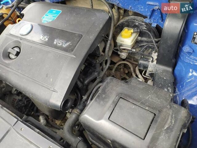 Синій Фольксваген Гольф, об'ємом двигуна 1.6 л та пробігом 270 тис. км за 3750 $, фото 8 на Automoto.ua