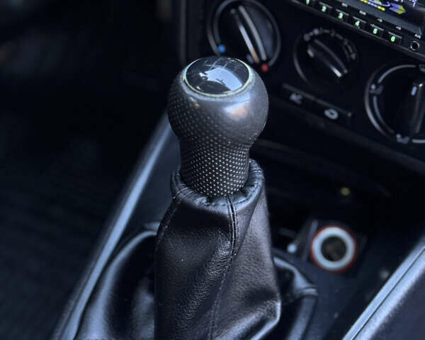 Синій Фольксваген Гольф, об'ємом двигуна 1.4 л та пробігом 404 тис. км за 3250 $, фото 59 на Automoto.ua