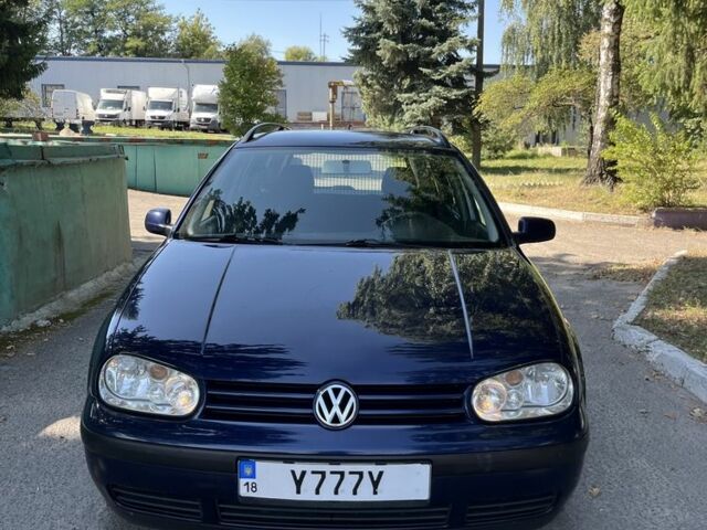 Синий Фольксваген Гольф, объемом двигателя 1.9 л и пробегом 268 тыс. км за 4600 $, фото 1 на Automoto.ua