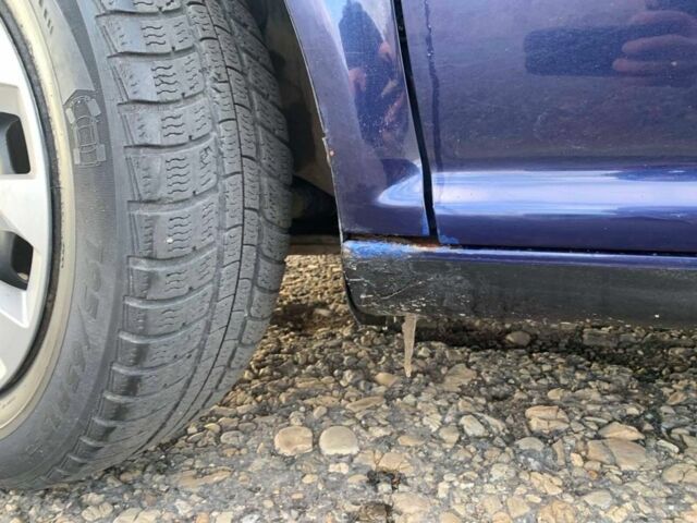 Синий Фольксваген Гольф, объемом двигателя 1.4 л и пробегом 258 тыс. км за 2700 $, фото 13 на Automoto.ua