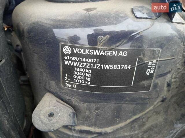 Синій Фольксваген Гольф, об'ємом двигуна 1.6 л та пробігом 258 тис. км за 4000 $, фото 34 на Automoto.ua