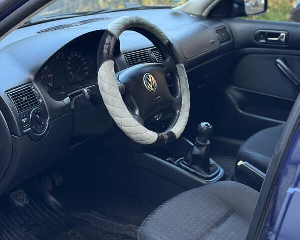 Синій Фольксваген Гольф, об'ємом двигуна 1.4 л та пробігом 404 тис. км за 3250 $, фото 34 на Automoto.ua