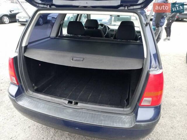 Синій Фольксваген Гольф, об'ємом двигуна 1.6 л та пробігом 258 тис. км за 4000 $, фото 20 на Automoto.ua