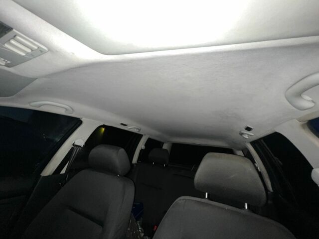 Синий Фольксваген Гольф, объемом двигателя 1.6 л и пробегом 360 тыс. км за 3499 $, фото 11 на Automoto.ua