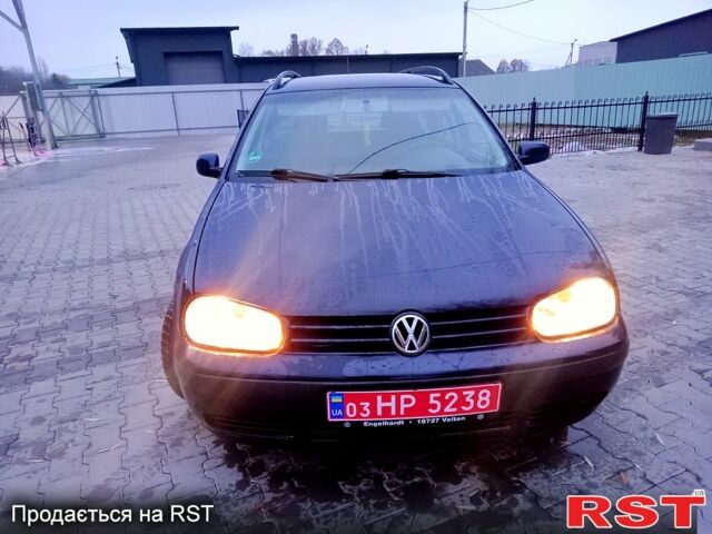 Синий Фольксваген Гольф, объемом двигателя 1.6 л и пробегом 175 тыс. км за 4150 $, фото 12 на Automoto.ua