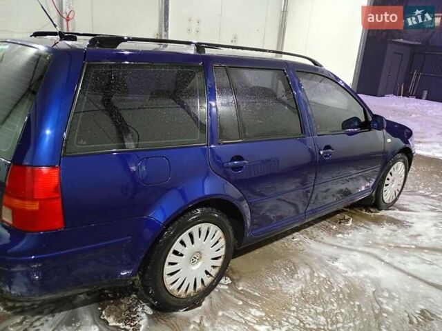 Синий Фольксваген Гольф, объемом двигателя 1.6 л и пробегом 330 тыс. км за 3800 $, фото 6 на Automoto.ua