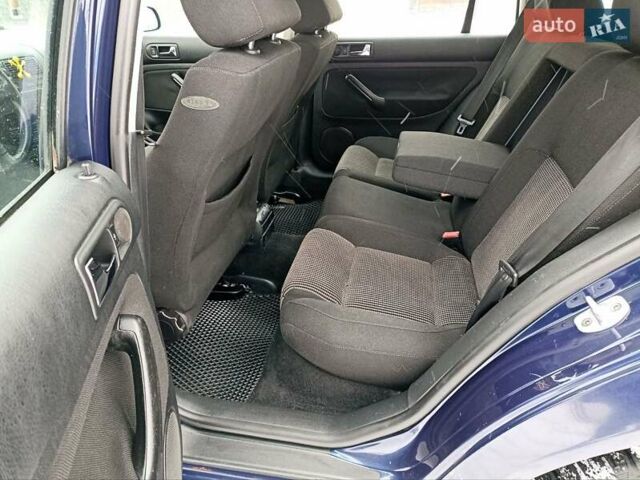 Синій Фольксваген Гольф, об'ємом двигуна 1.6 л та пробігом 284 тис. км за 3950 $, фото 14 на Automoto.ua