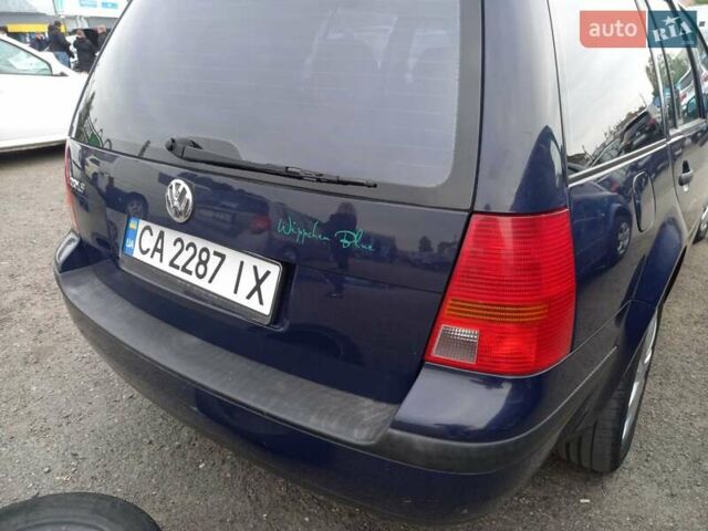 Синій Фольксваген Гольф, об'ємом двигуна 1.6 л та пробігом 258 тис. км за 4000 $, фото 5 на Automoto.ua