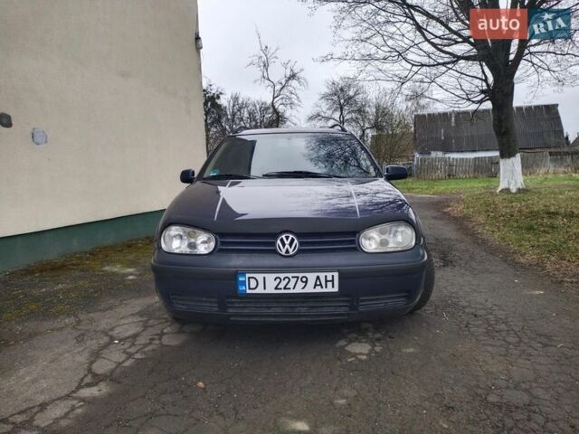 Синий Фольксваген Гольф, объемом двигателя 1.9 л и пробегом 400 тыс. км за 2350 $, фото 1 на Automoto.ua