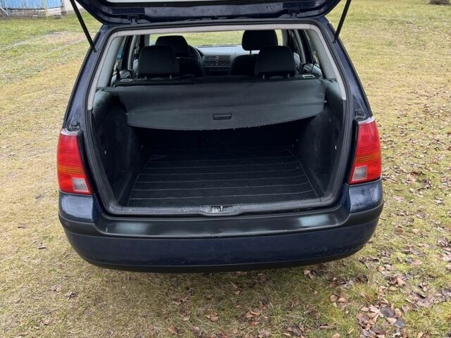 Синий Фольксваген Гольф, объемом двигателя 1.4 л и пробегом 184 тыс. км за 3500 $, фото 4 на Automoto.ua