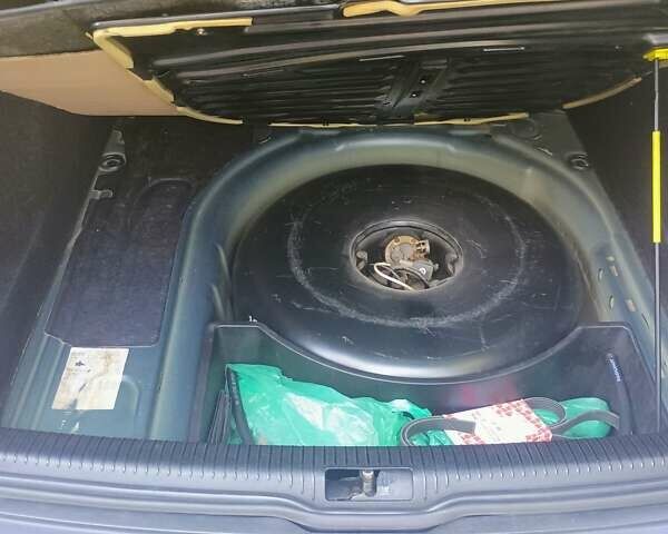 Синій Фольксваген Гольф, об'ємом двигуна 1.6 л та пробігом 365 тис. км за 3800 $, фото 14 на Automoto.ua