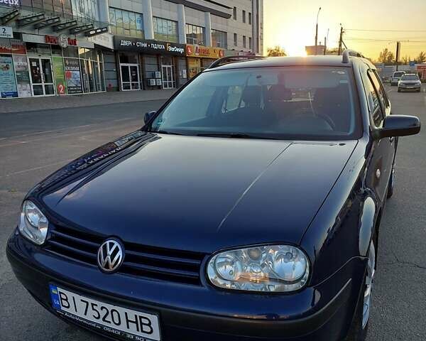 Синий Фольксваген Гольф, объемом двигателя 1.4 л и пробегом 290 тыс. км за 4300 $, фото 4 на Automoto.ua