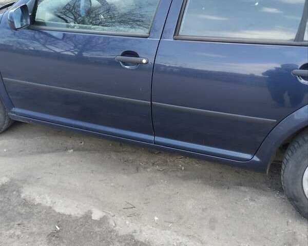 Синий Фольксваген Гольф, объемом двигателя 1.6 л и пробегом 293 тыс. км за 4700 $, фото 8 на Automoto.ua