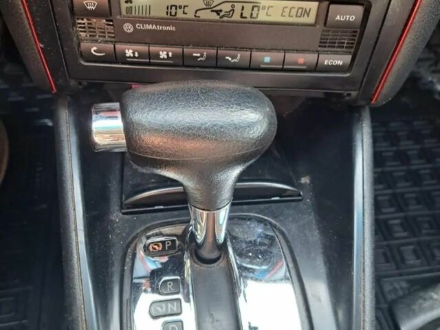 Синий Фольксваген Гольф, объемом двигателя 1.6 л и пробегом 270 тыс. км за 4400 $, фото 9 на Automoto.ua