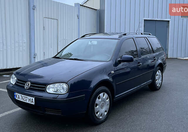 Синий Фольксваген Гольф, объемом двигателя 1.6 л и пробегом 310 тыс. км за 3600 $, фото 31 на Automoto.ua