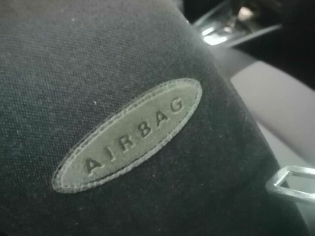 Синий Фольксваген Гольф, объемом двигателя 1.9 л и пробегом 291 тыс. км за 4800 $, фото 10 на Automoto.ua