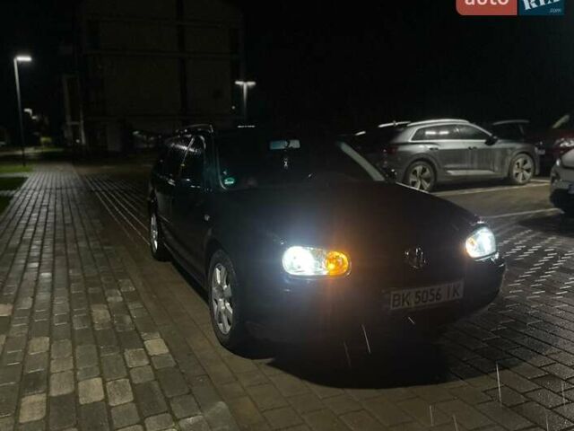 Синий Фольксваген Гольф, объемом двигателя 1.6 л и пробегом 333 тыс. км за 3800 $, фото 9 на Automoto.ua