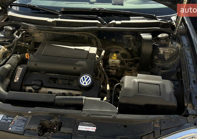 Синий Фольксваген Гольф, объемом двигателя 1.39 л и пробегом 248 тыс. км за 5150 $, фото 8 на Automoto.ua