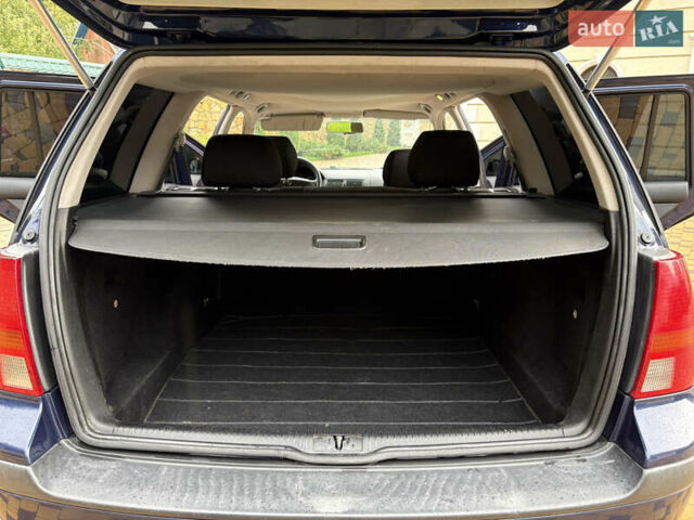 Синий Фольксваген Гольф, объемом двигателя 1.6 л и пробегом 232 тыс. км за 3800 $, фото 15 на Automoto.ua