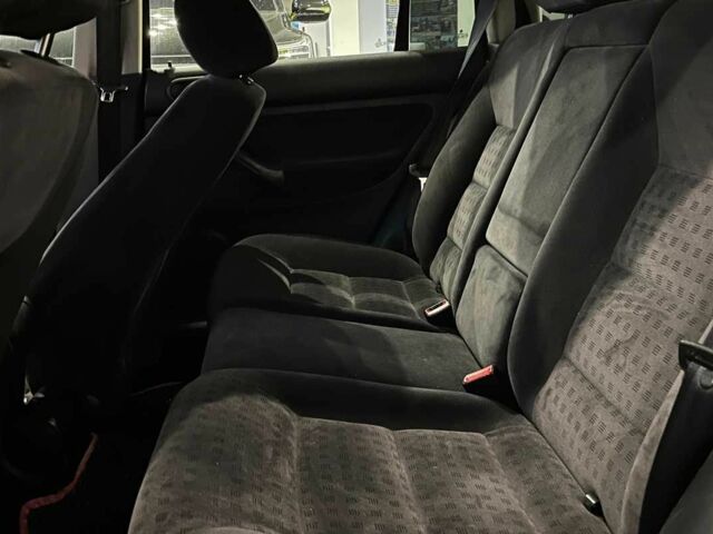 Синий Фольксваген Гольф, объемом двигателя 0 л и пробегом 245 тыс. км за 4100 $, фото 17 на Automoto.ua