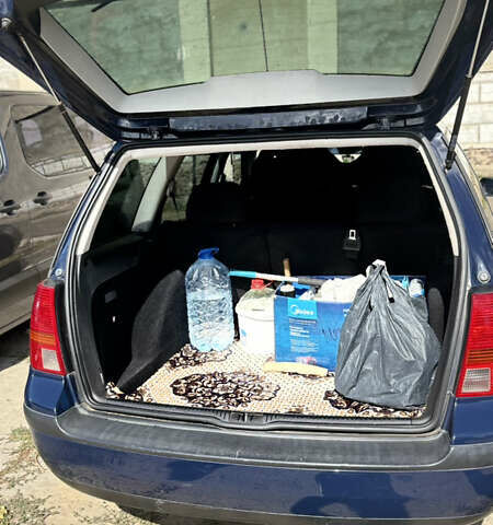 Синий Фольксваген Гольф, объемом двигателя 1.39 л и пробегом 248 тыс. км за 5150 $, фото 13 на Automoto.ua