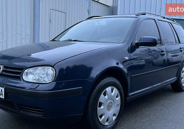 Синий Фольксваген Гольф, объемом двигателя 1.6 л и пробегом 310 тыс. км за 3600 $, фото 47 на Automoto.ua