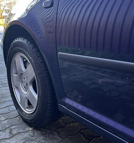 Синий Фольксваген Гольф, объемом двигателя 1.9 л и пробегом 397 тыс. км за 4200 $, фото 5 на Automoto.ua