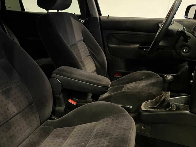 Синий Фольксваген Гольф, объемом двигателя 0 л и пробегом 245 тыс. км за 4100 $, фото 11 на Automoto.ua