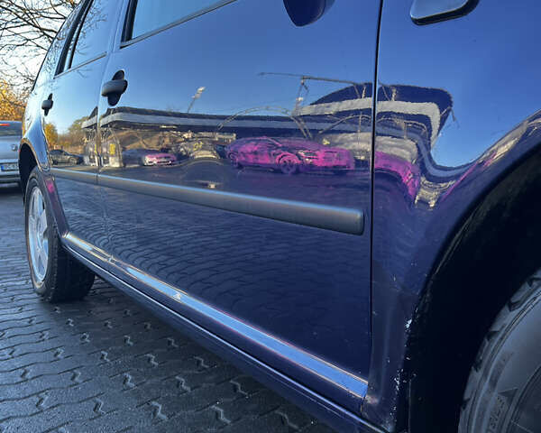 Синий Фольксваген Гольф, объемом двигателя 1.9 л и пробегом 397 тыс. км за 4200 $, фото 6 на Automoto.ua