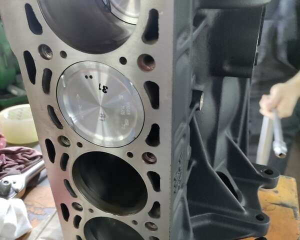 Синій Фольксваген Гольф, об'ємом двигуна 1.6 л та пробігом 305 тис. км за 4700 $, фото 11 на Automoto.ua