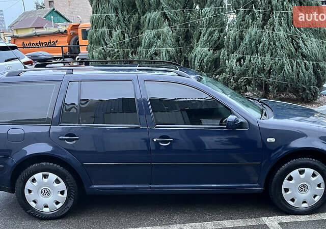 Синий Фольксваген Гольф, объемом двигателя 1.6 л и пробегом 310 тыс. км за 3600 $, фото 24 на Automoto.ua